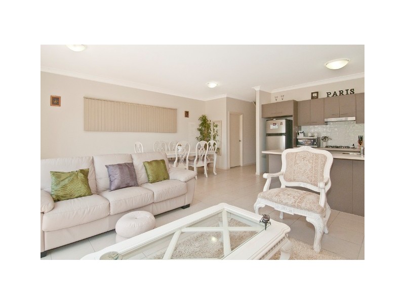 2/2 Millstream Rd, Waterford QLD 4133