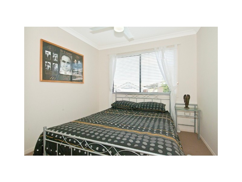 2/2 Millstream Rd, Waterford QLD 4133