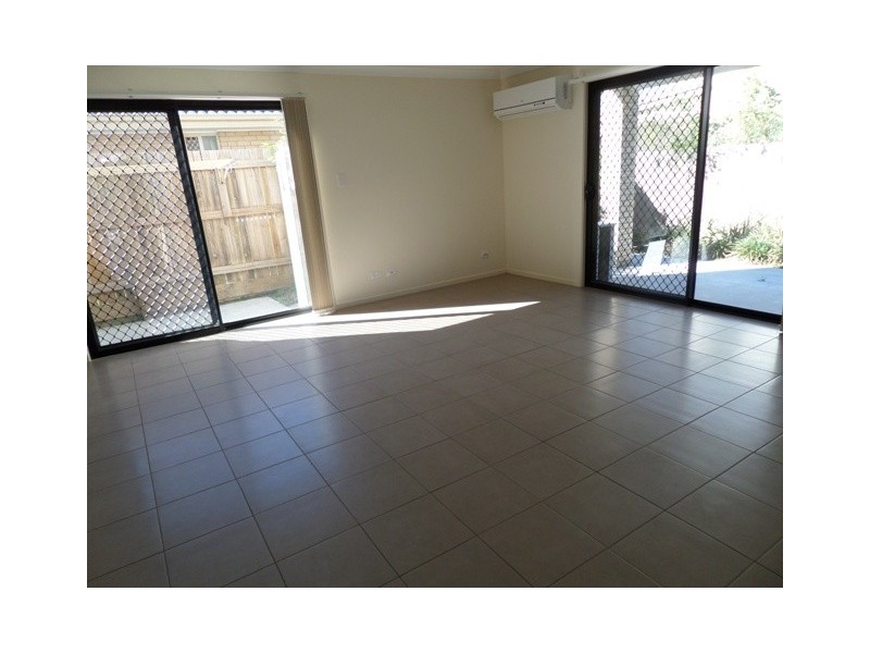 2 Maywood Street, Loganlea QLD 4131