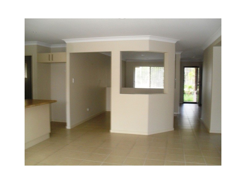 20 Fourth Avenue, Marsden QLD 4132