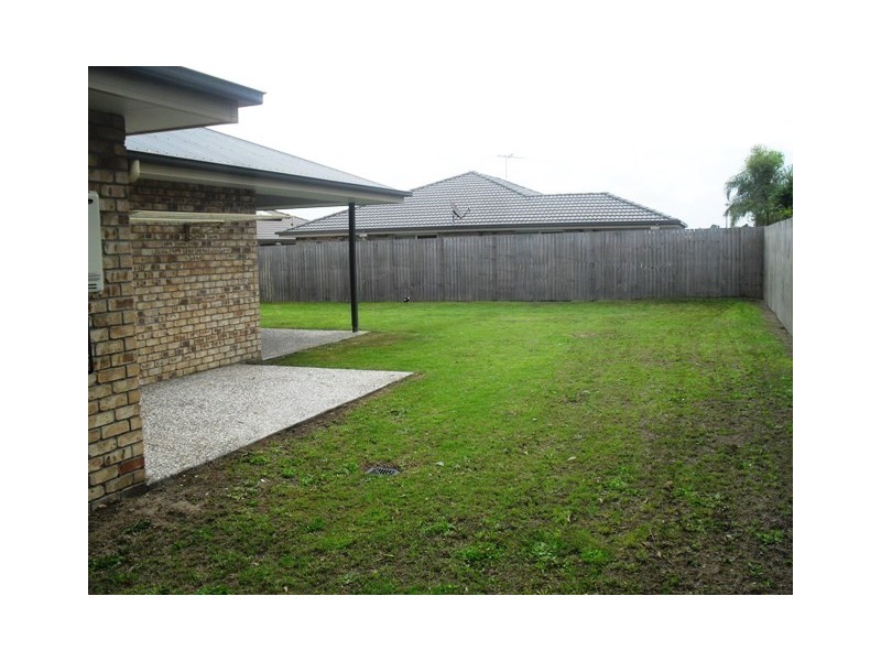 20 Fourth Avenue, Marsden QLD 4132