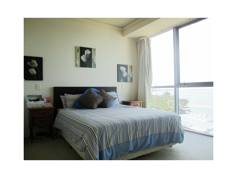 611/ 352-360 Marine Parade, Labrador QLD 4215