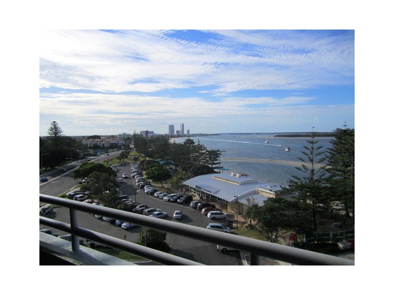 611/ 352-360 Marine Parade, Labrador QLD 4215