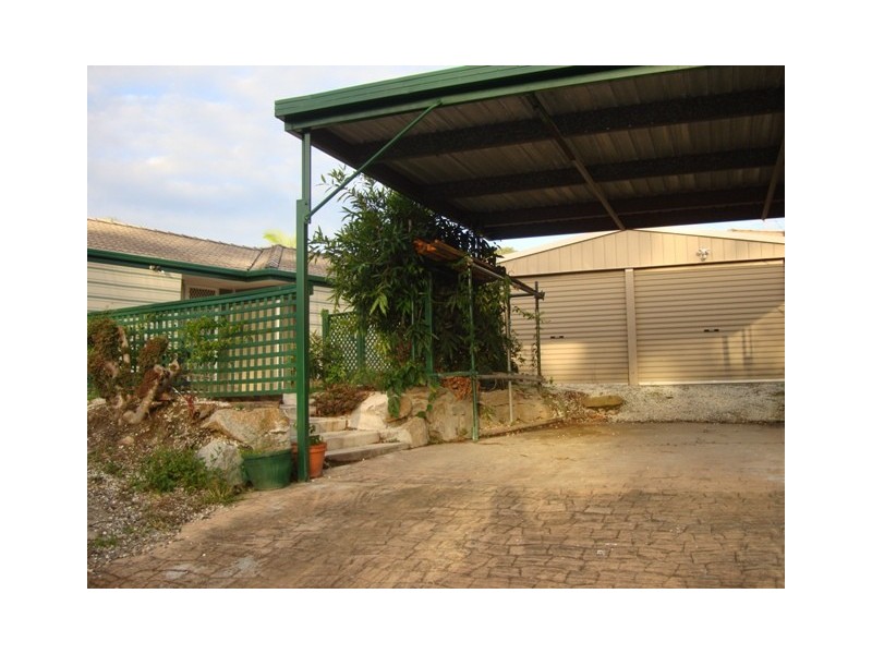 Edens Landing QLD 4207