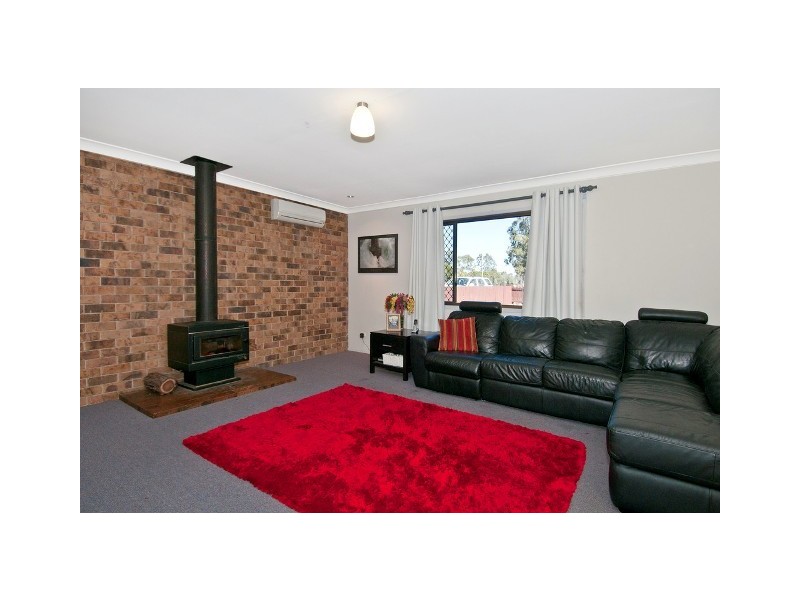 10 Bow Street, Waterford QLD 4133