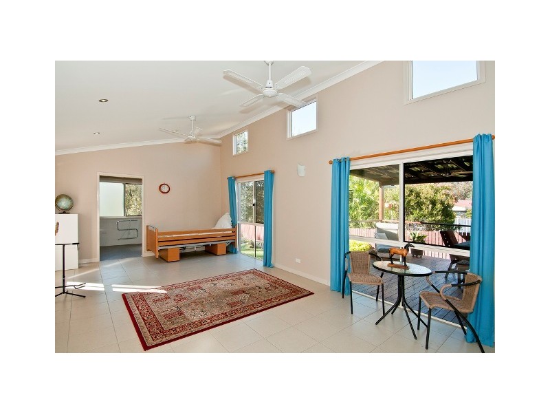 10 Bow Street, Waterford QLD 4133