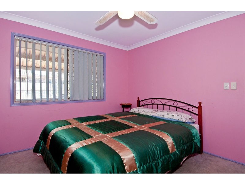 8 Limousin Place, Waterford West QLD 4133