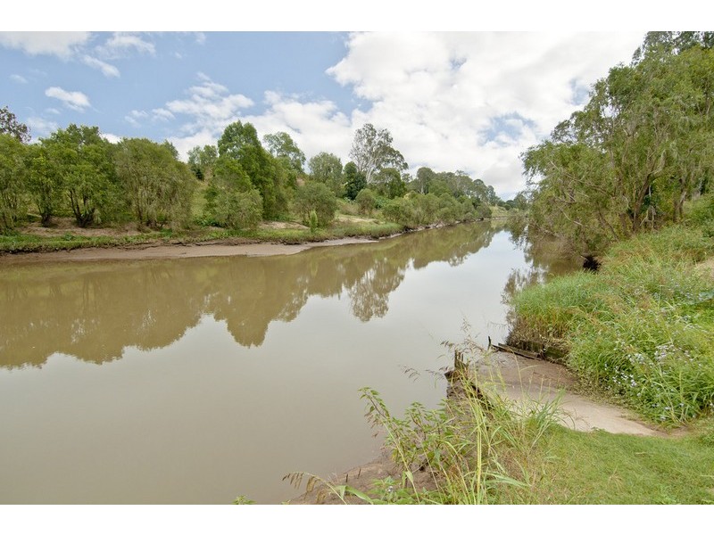 Logan Village QLD 4207