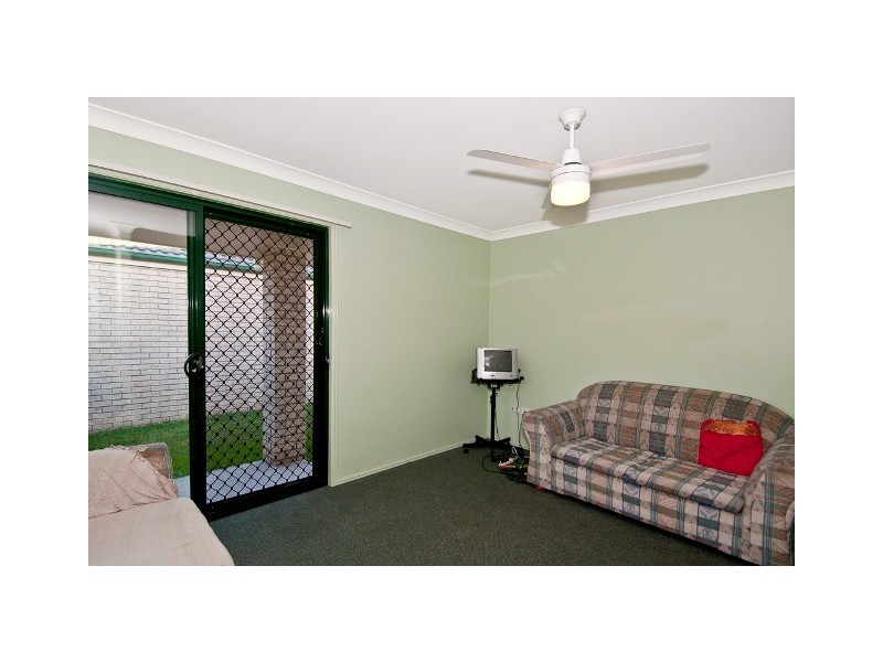 Crestmead QLD 4132