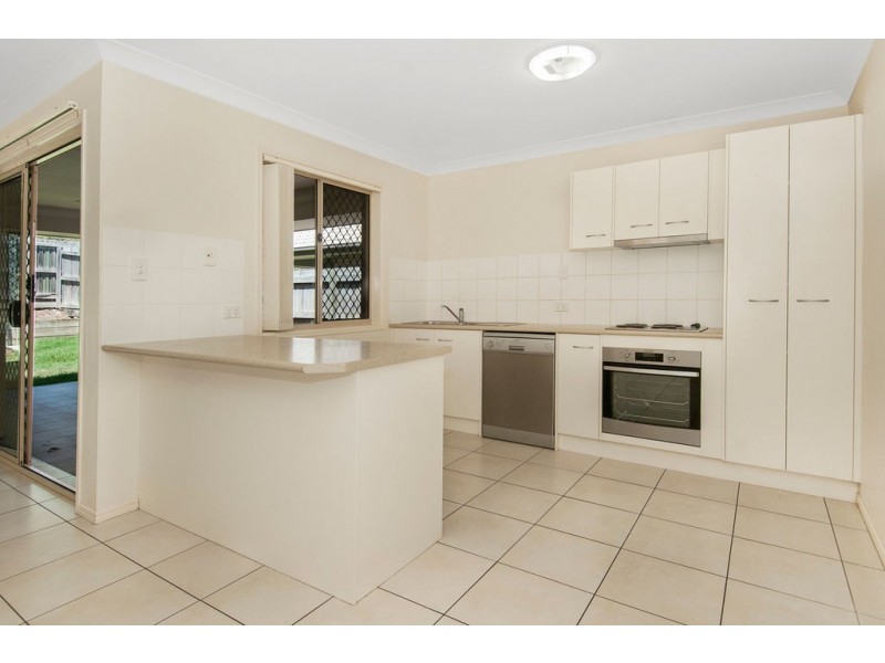 70 Goundry Drive, Holmview QLD 4207