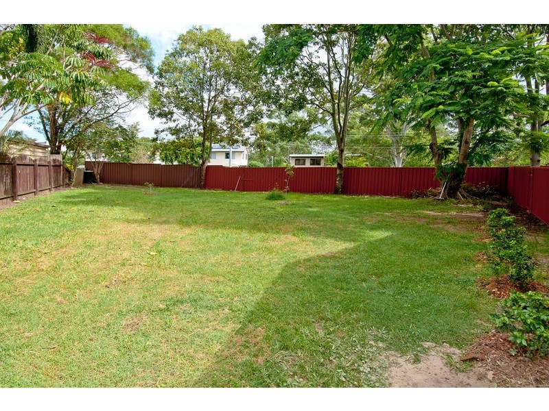 4 Katrina Cres, Waterford West QLD 4133