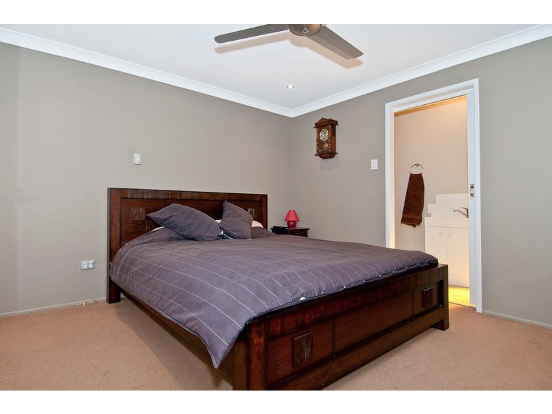 Mount Warren Park QLD 4207