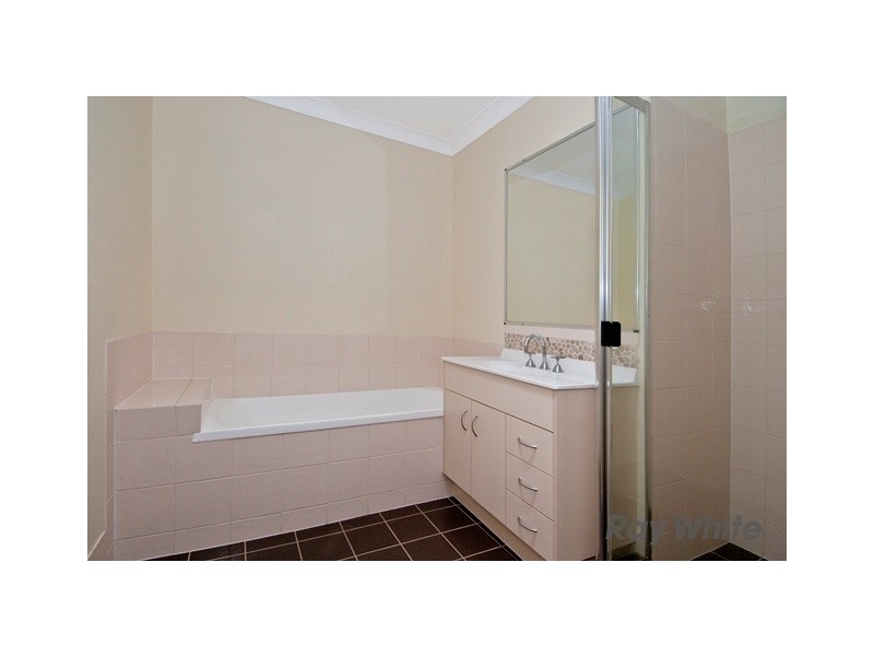 1/32 Jasmina Parade, Waterford QLD 4133