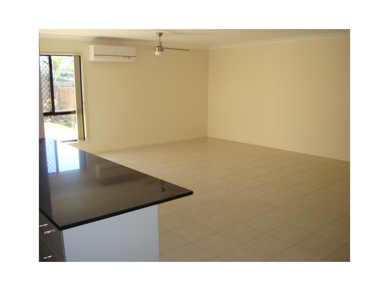 4/58 Mark Lane, Waterford West QLD 4133