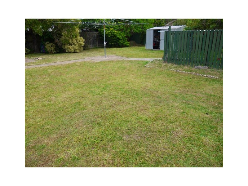 6 Phie St, Loganlea QLD 4131