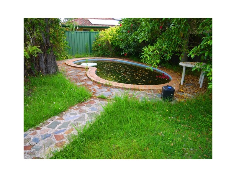 6 Phie St, Loganlea QLD 4131