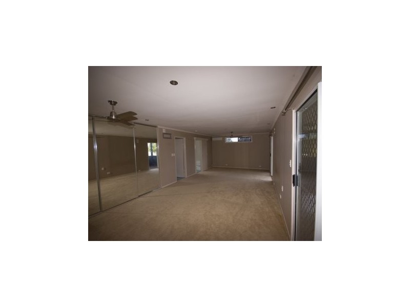 891 Kingston Road, Waterford West QLD 4133