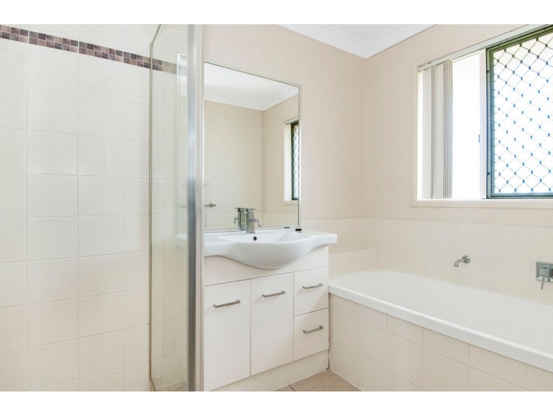 32 Stewart Street, Marsden QLD 4132