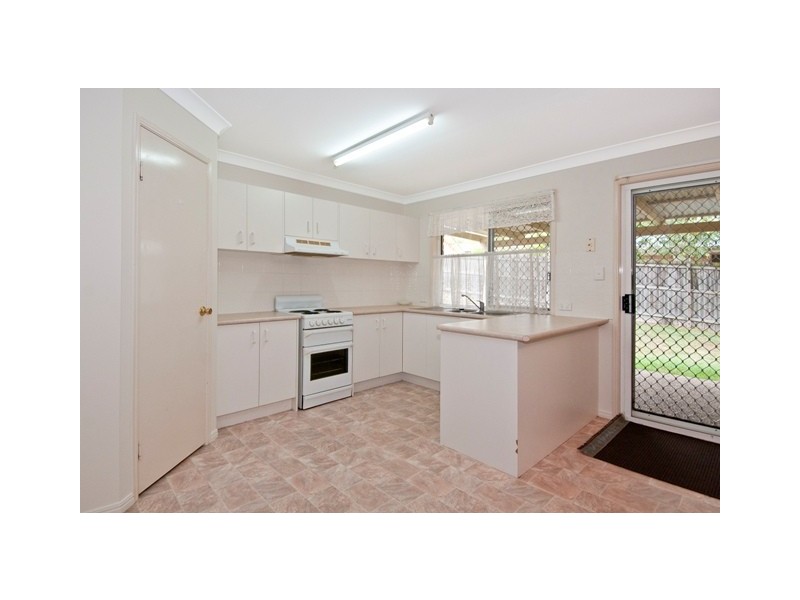 16 Jasmina Parade, Waterford QLD 4133