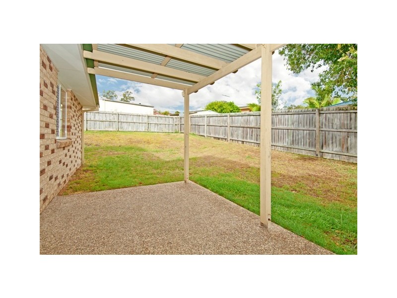 16 Jasmina Parade, Waterford QLD 4133