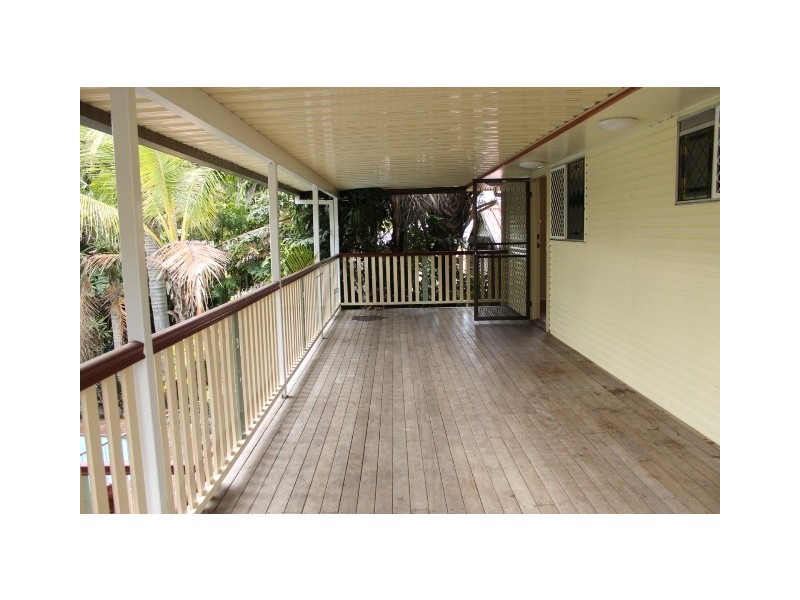 10 Katrina Cres, Waterford West QLD 4133