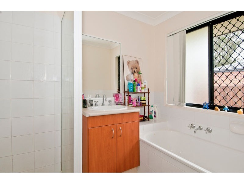 27 Lifestyle Close, Waterford West QLD 4133