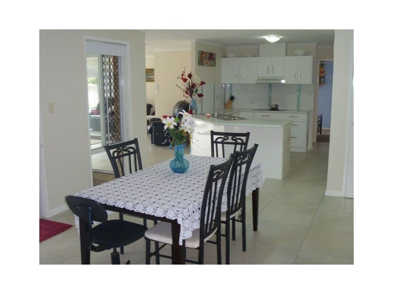 17 Crozier Cres, Meadowbrook QLD 4131