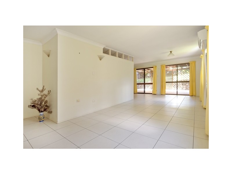 10 Isabel Street, Loganlea QLD 4131