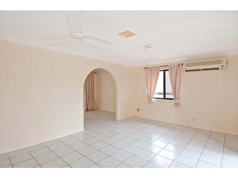 30 Ivanhoe Drive, Bethania QLD 4205