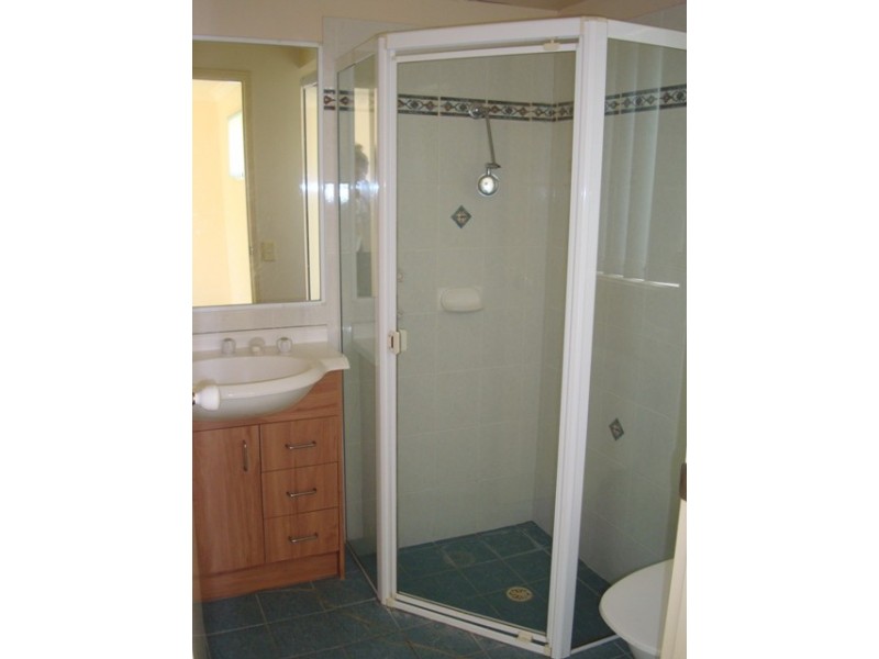 L10 Lake Amaroo Ct, Logan Reserve QLD 4133