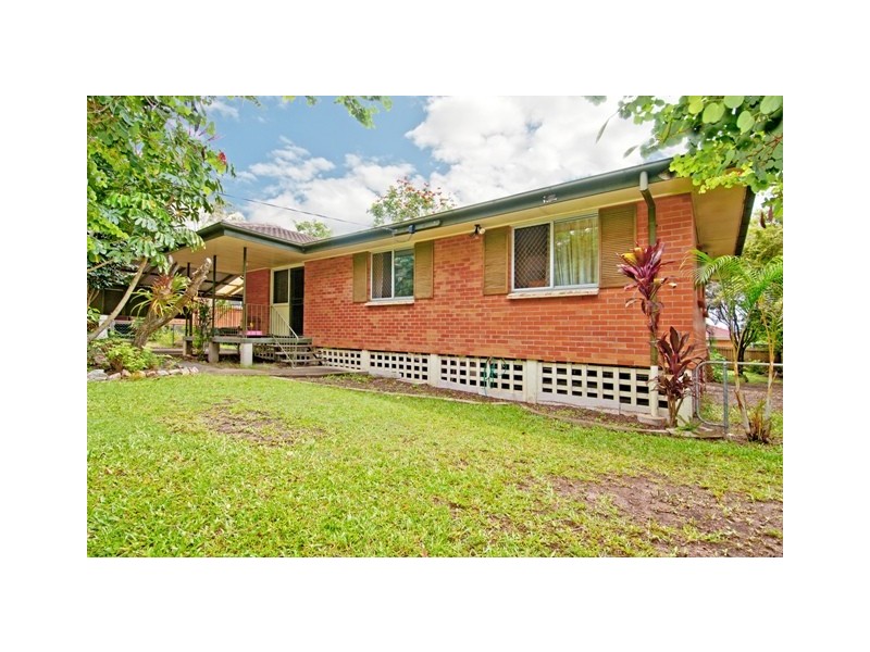 37 Keyes Street, Loganlea QLD 4131