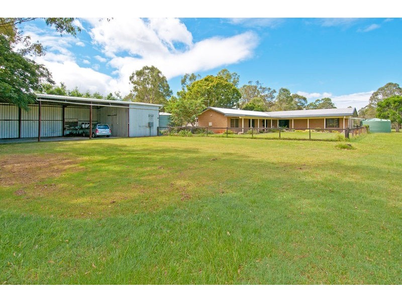 Buccan QLD 4207
