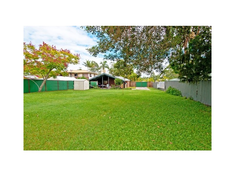 16 Trulson Dr, Crestmead QLD 4132