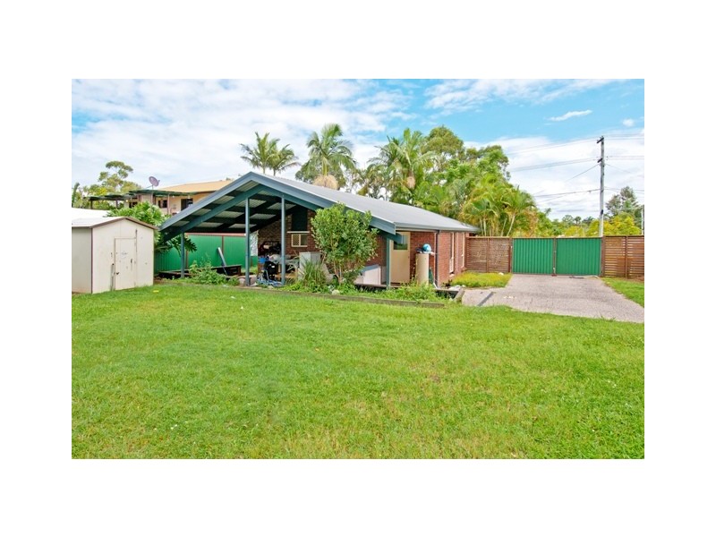 16 Trulson Dr, Crestmead QLD 4132