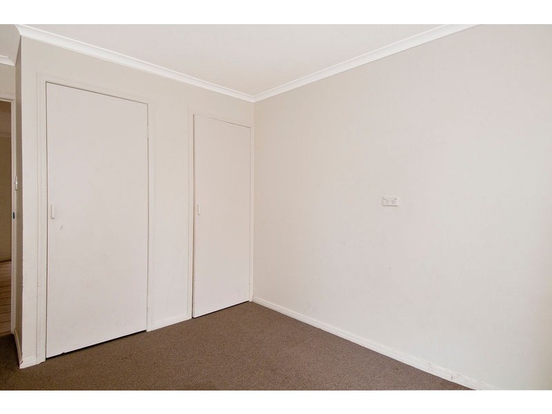 16 Trulson Dr, Crestmead QLD 4132
