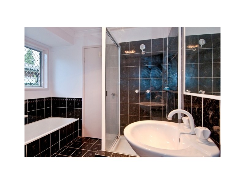 51 Muchow Road, Waterford West QLD 4133