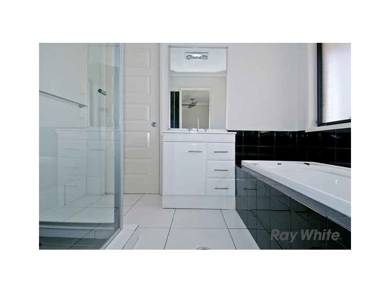 11 Gloucester Street, Waterford QLD 4133