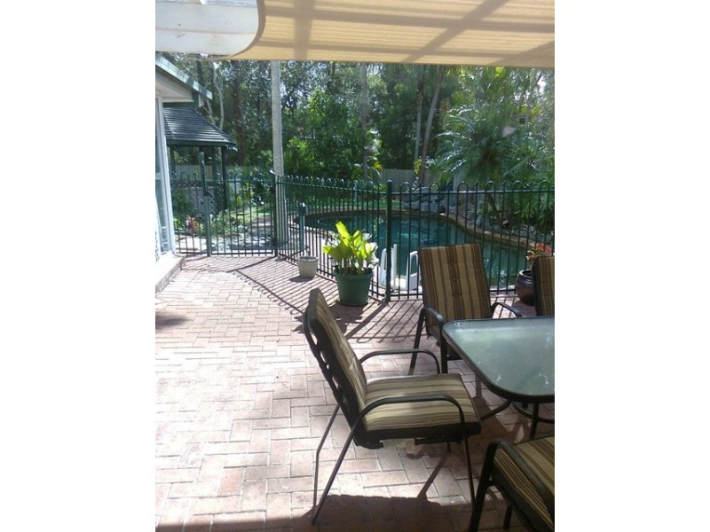 13 Natone Court, Edens Landing QLD 4207