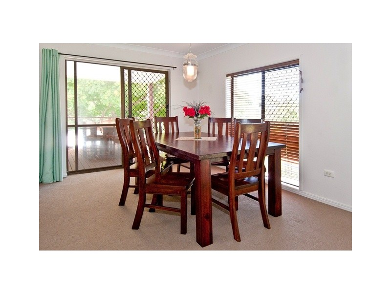 42 Katrina Cres, Waterford West QLD 4133