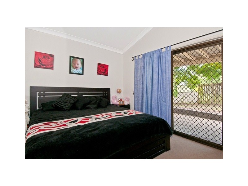 42 Katrina Cres, Waterford West QLD 4133