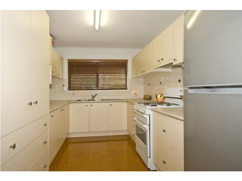 7 Robert Street, Loganlea QLD 4131