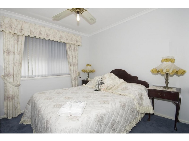 7 Robert Street, Loganlea QLD 4131