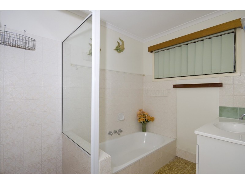 7 Robert Street, Loganlea QLD 4131