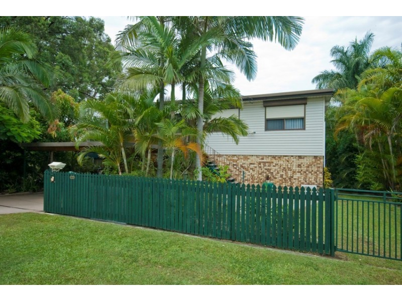 7 Robert Street, Loganlea QLD 4131