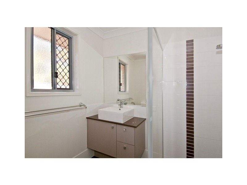 2 Chesan Court, Crestmead QLD 4132