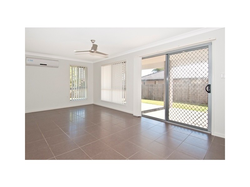 2 Chesan Court, Crestmead QLD 4132