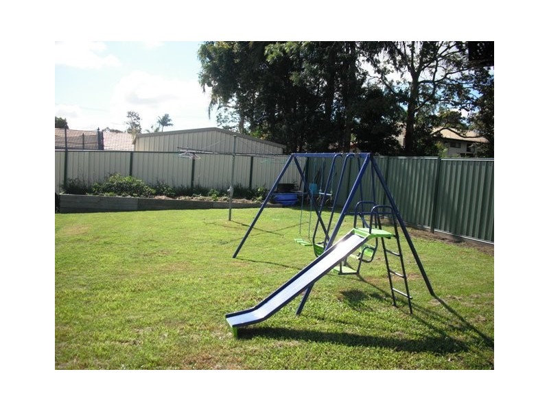 Crestmead QLD 4132