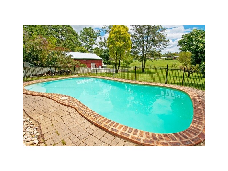 42 Katrina Cres, Waterford West QLD 4133