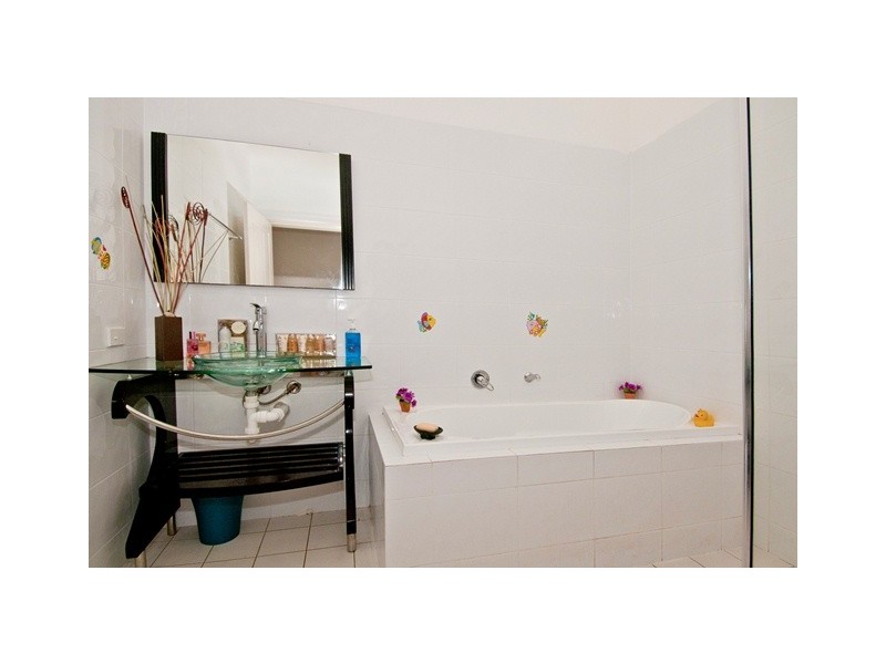 42 Katrina Cres, Waterford West QLD 4133