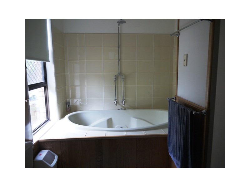 42 Katrina Cres, Waterford West QLD 4133